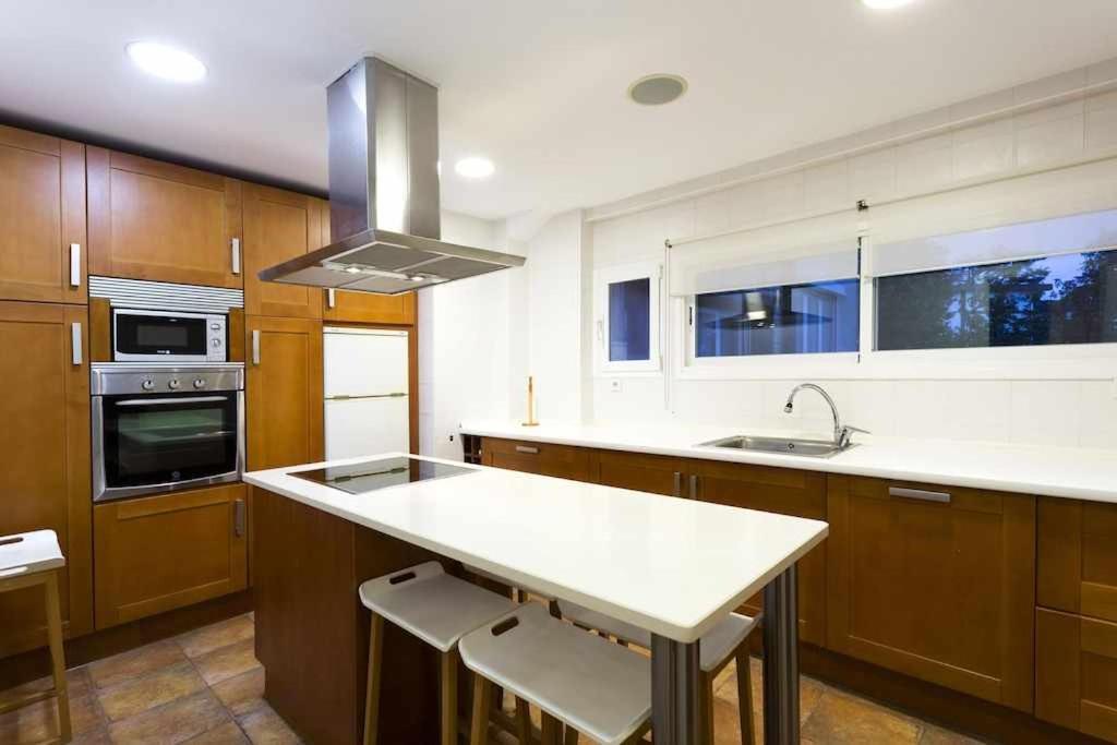 Urbanizacion Errezubi Appartement Hondarribia Buitenkant foto